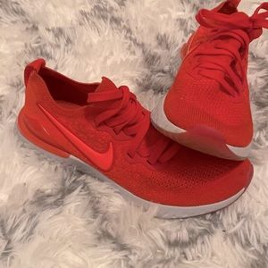 Womens Nike Athletic Shoe sz 7